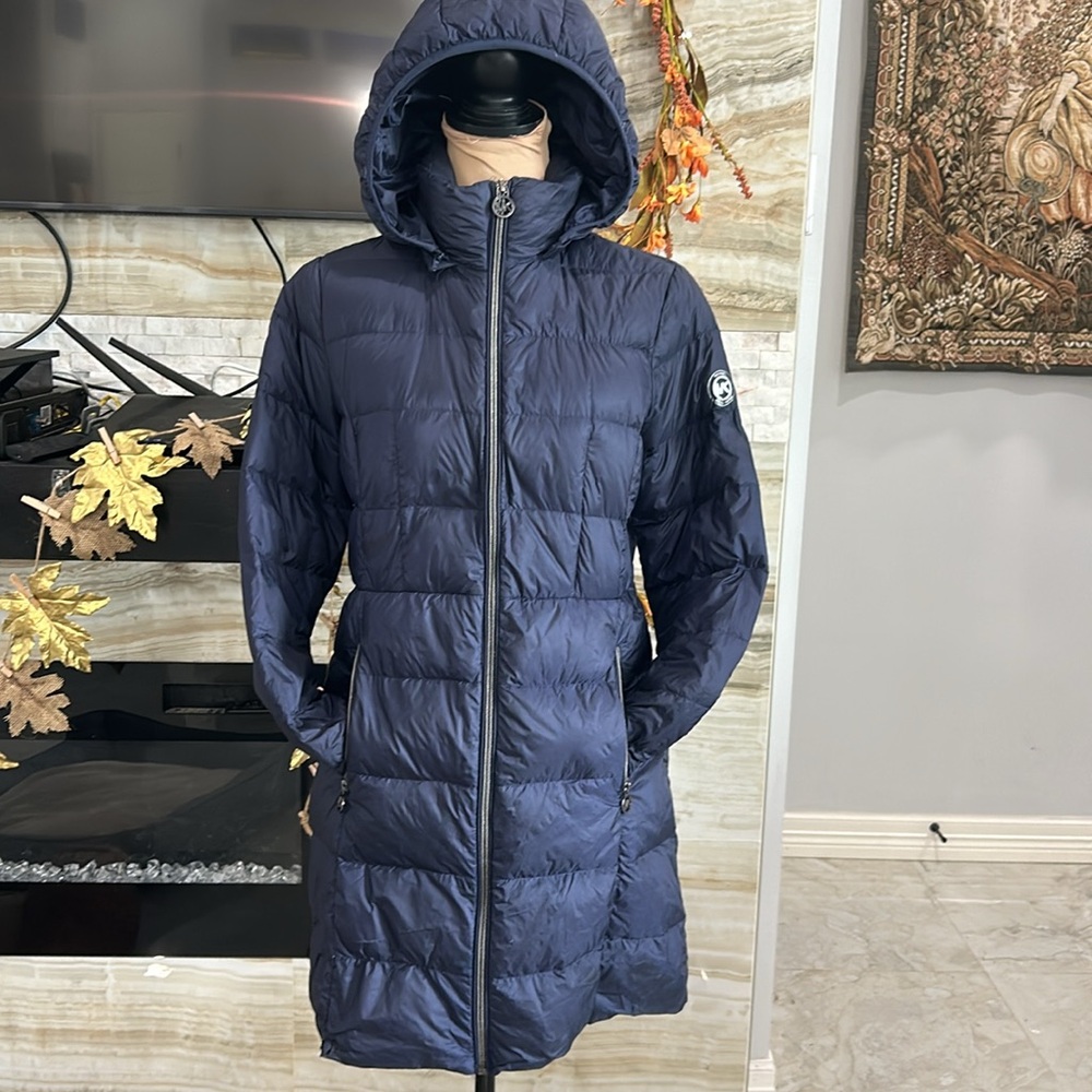 Michael Kors Packable Navy Hooded Quilted Jacket. Size PM (Stackable)